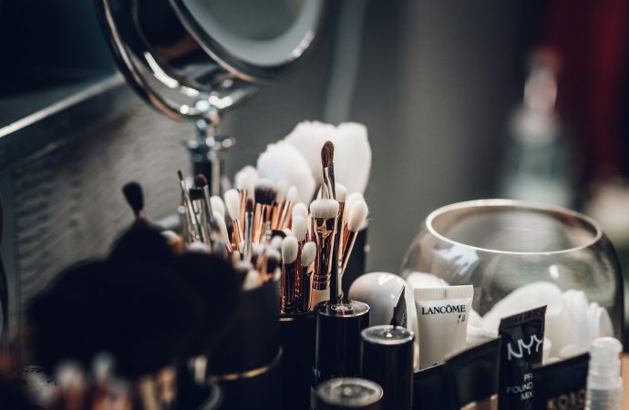 Cleaning the dressing table. How to do it right?