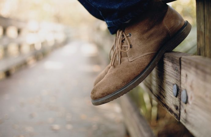 Shoe waterproofing. How to protect suede shoes?