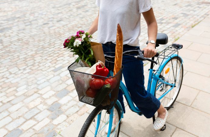 Women’s city bike – equipment