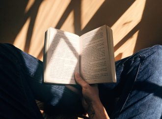 How to introduce the habit of daily reading into your life?