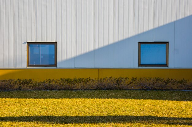 What Are the Benefits of Choosing Custom Pole Barns for Your Next Building Project?